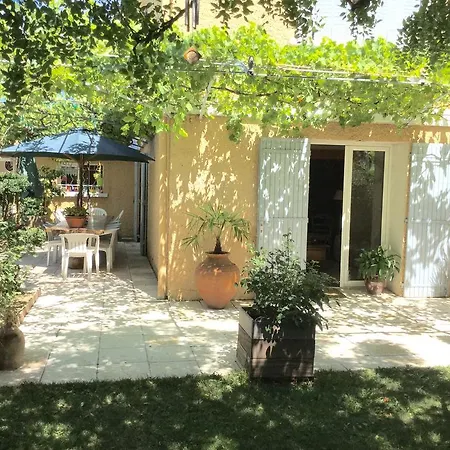 L'oustau Du Comtat Villa *